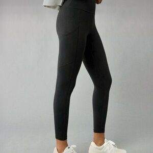 AE Black “The Everything Pocket Legging” size medium
